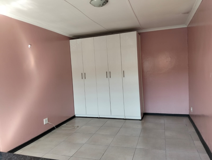To Let 0 Bedroom Property for Rent in Amendu Eastern Cape